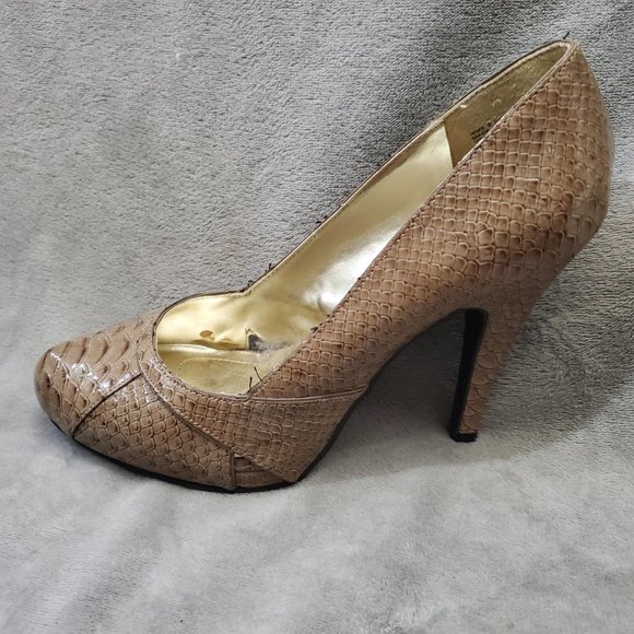Apt 9  Reptile Stiletto Heels in Lipstick Taupe Size 9M - Picture 12 of 14